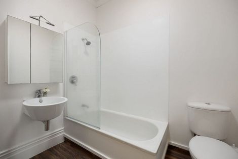 Photo of property in 74 Thornton Road, Cambridge, 3434