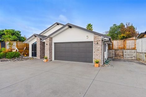 Photo of property in 5 Cadastral Court, Paraparaumu, 5032