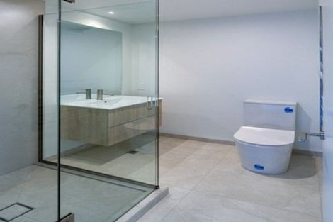 Photo of property in 2/335 Gloucester Street, Christchurch Central, Christchurch, 8011