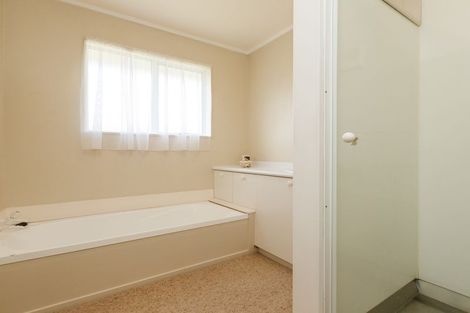 Photo of property in 5a Carroll Street, Palmerston North, 4410