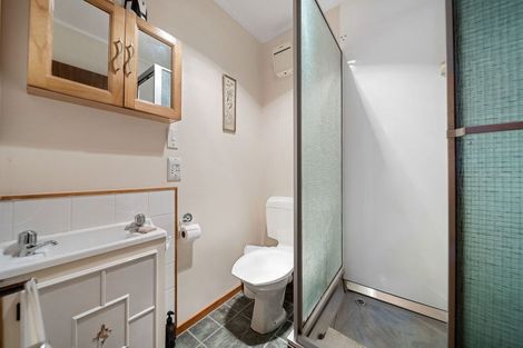 Photo of property in 8a Malda Grove, Khandallah, Wellington, 6035