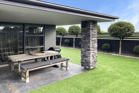 Photo of property in 41 Westpark Boulevard, Rangiora, 7400