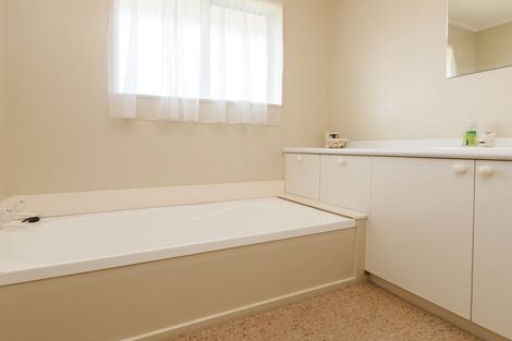 Photo of property in 5a Carroll Street, Palmerston North, 4410