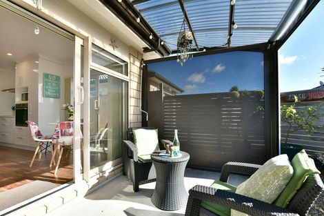 Photo of property in 43a Doment Crescent, Orewa, 0931
