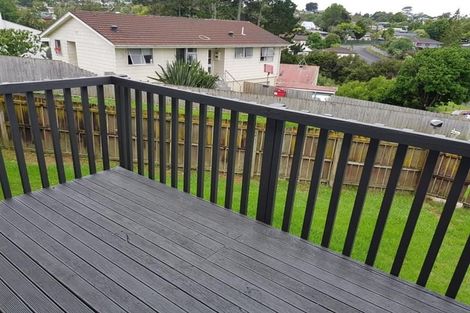 Photo of property in 15 Holmes Drive South, West Harbour, Auckland, 0618