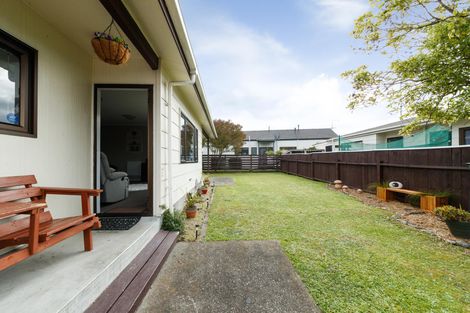Photo of property in 59 Raglan Avenue, Cloverlea, Palmerston North, 4412