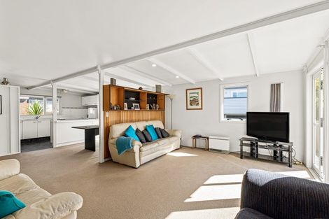 Photo of property in 1/1 Jeanette Place, Mairangi Bay, Auckland, 0630