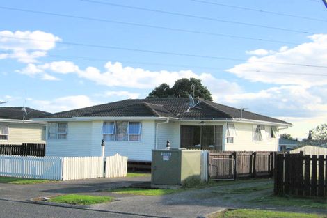 Photo of property in 37 Zelda Avenue, Clover Park, Auckland, 2023