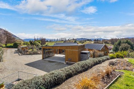 Photo of property in 179 Wanaka-mount Aspirin, Wanaka, 9305