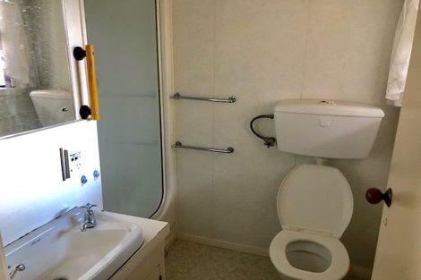 Photo of property in 44 Glendhu Road, Bayview, Auckland, 0629