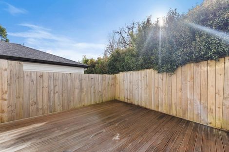 Photo of property in 86a Kelman Road, Kelston, Auckland, 0602