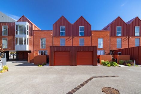 Photo of property in 3/360 Montreal Street, Christchurch Central, Christchurch, 8013