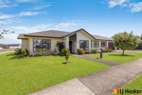 Photo of property in 45 Hadley Wood Drive, Wattle Downs, Auckland, 2103