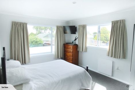 Photo of property in 4/92 Office Road, Merivale, Christchurch, 8014