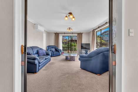 Photo of property in 2/21 Montclare Avenue, Ilam, Christchurch, 8041