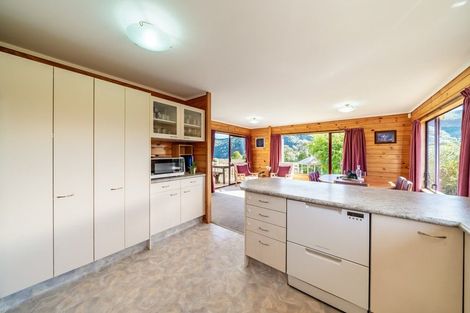 Photo of property in 49a Gillespies Road, Birchville, Upper Hutt, 5018