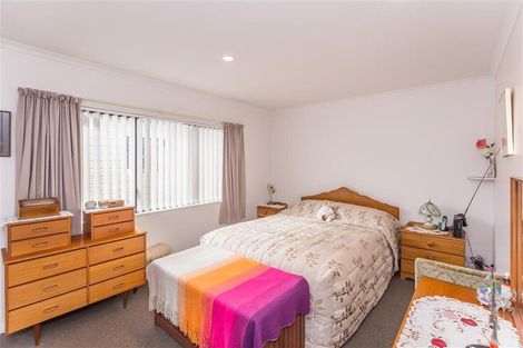 Photo of property in 12 Belle Maison Court, Levin, 5510