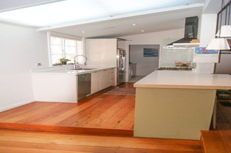 Photo of property in 122a Derwent Street, Island Bay, Wellington, 6023