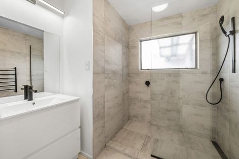 Photo of property in 11 Browning Crescent, Owhata, Rotorua, 3010