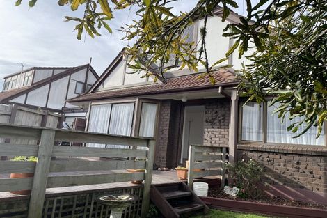 Photo of property in 2/26 Cherry Road, Bucklands Beach, Auckland, 2014