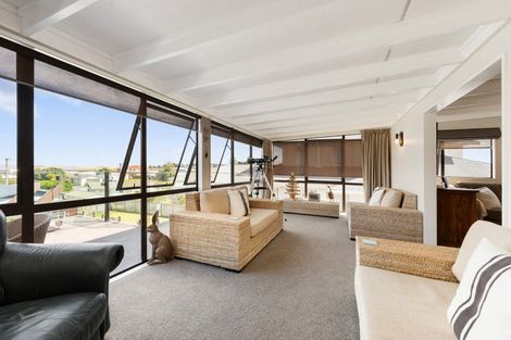 Photo of property in 8 Roore Street, Foxton Beach, Foxton, 4815