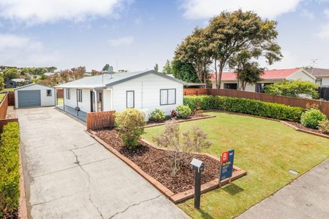 Photo of property in 25 Mcleavey Drive, Kelvin Grove, Palmerston North, 4414