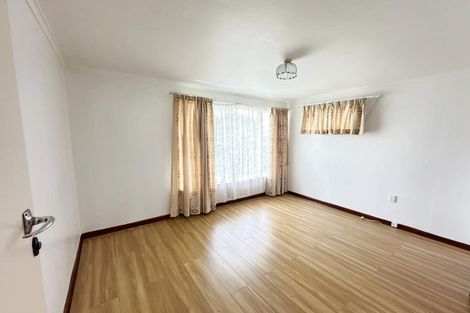 Photo of property in 1/204 Edmonton Road, Te Atatu South, Auckland, 0610