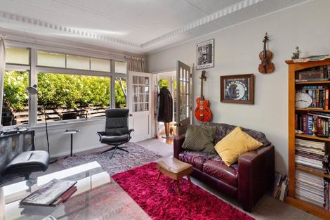 Photo of property in 14 Solway Street, Holmes Hill, Oamaru, 9401