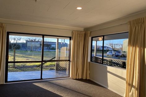 Photo of property in 15 Awatoto Road, Meeanee, Napier, 4183