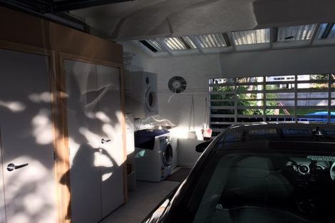 Photo of property in 34 Sentinel Road, Herne Bay, Auckland, 1011