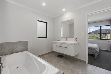 Photo of property in 98 Tramway Road, Ruakura, Hamilton, 3214