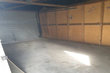 Photo of property in 2 Mariner Street, Mangere, Auckland, 2022