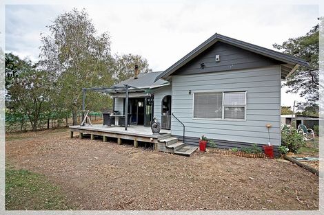 Photo of property in 332 Foxton Shannon Road, Foxton, 4893