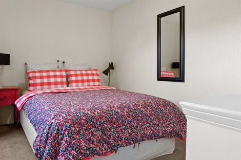 Photo of property in 2/114 Saint James Avenue, Papanui, Christchurch, 8053