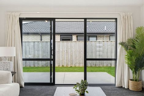 Photo of property in 1 Eldridge Street, Woodend, 7610