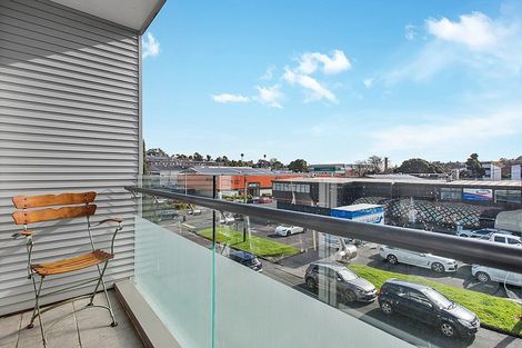 Photo of property in 2/24 Westmoreland Street West, Grey Lynn, Auckland, 1021