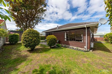 Photo of property in 1/66 Queens Grove, Hutt Central, Lower Hutt, 5010