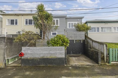 Photo of property in 9 Torquay Terrace, Newtown, Wellington, 6021