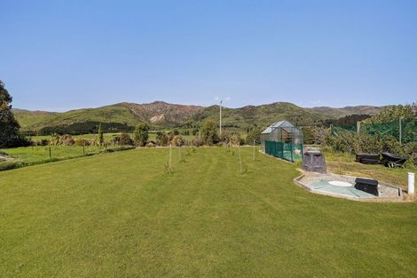 Photo of property in Kane Road, Hawea Flat, Lake Hawea, 9382