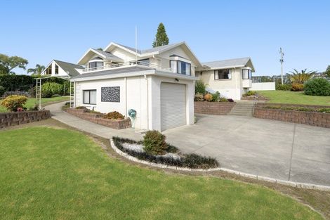 Photo of property in 2 Lindoch Avenue, Te Puna, Tauranga, 3174