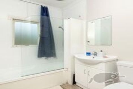 Photo of property in 154 Lincoln Road, Henderson, Auckland, 0610