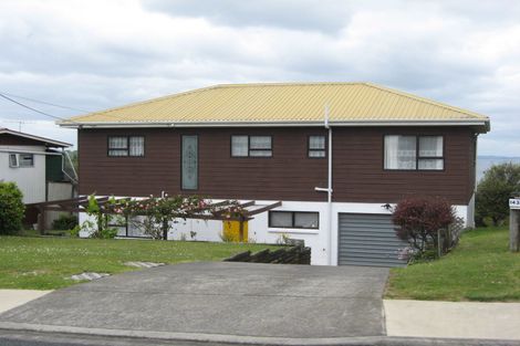 Photo of property in 1435 Whangaparaoa Road, Army Bay, Whangaparaoa, 0930