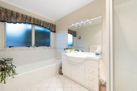 Photo of property in 8 Kokomo Key, Papamoa Beach, Papamoa, 3118