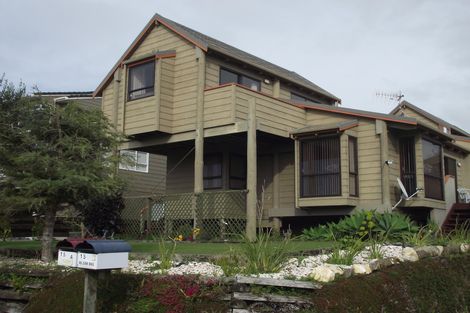 Photo of property in 15a Mayor View Terrace, Waihi Beach, 3611