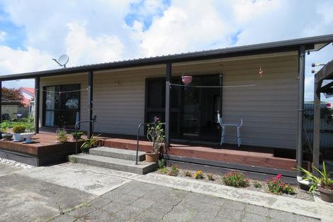 Photo of property in 9 Derby Street, Westport, 7825