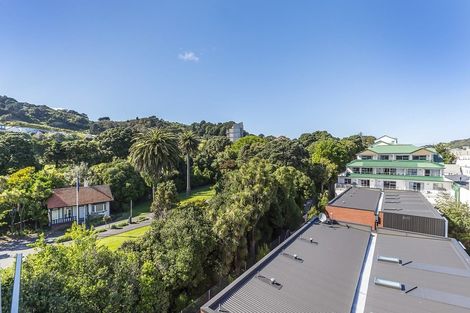 Photo of property in Nouvo Apartments, 5e/21 Rugby Street, Mount Cook, Wellington, 6021
