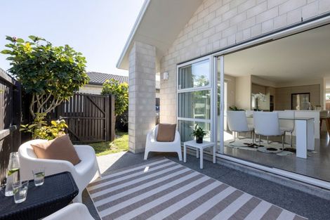 Photo of property in 12 Kokihi Close, Papamoa Beach, Papamoa, 3118