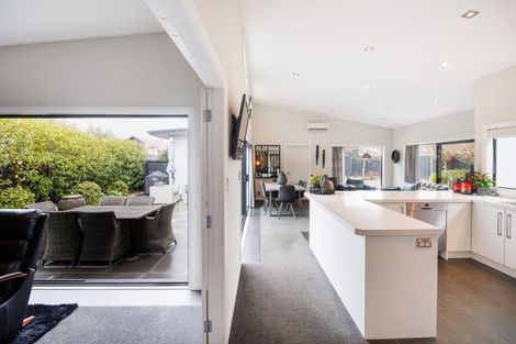 Photo of property in 24a Ihaka Street, Hokowhitu, Palmerston North, 4410