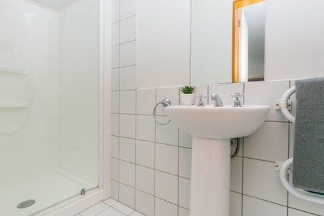 Photo of property in 30b Connaught Terrace, Brooklyn, Wellington, 6021