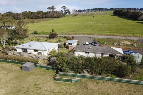 Photo of property in 176 Waitapu Road, Aranga, Dargaville, 0376